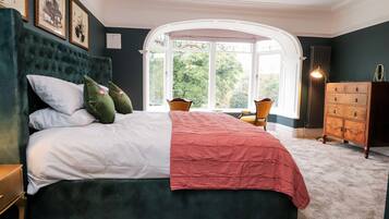 8 bedrooms, individually decorated, individually furnished