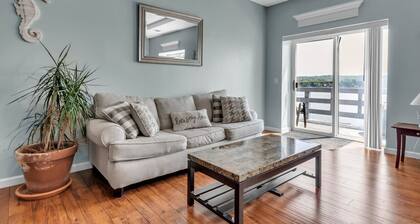 FLX Retreats Conesus Condos- APT A