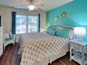 4 bedrooms, iron/ironing board, WiFi, bed sheets