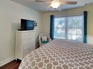 4 Schlafzimmer, Bügeleisen/Bügelbrett, WLAN, Bettwäsche