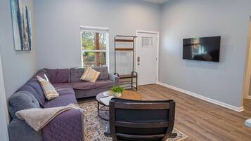 House (4 Bedrooms) | Living area | 55-inch TV with digital channels