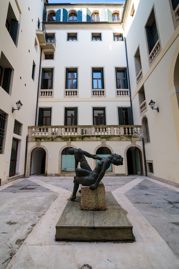 Exterior - Residenza Corso Palladio 159 (Vicenza)