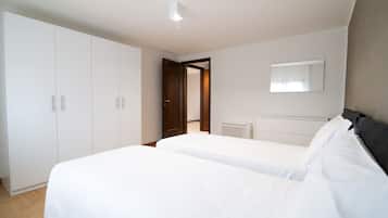 1 bedroom, iron/ironing board, bed sheets