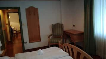 1 chambre, fer et planche Ă  repasser, Wi-Fi, draps fournis