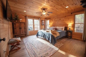 4 habitaciones, escritorio, tabla de planchar con plancha y wifi gratis