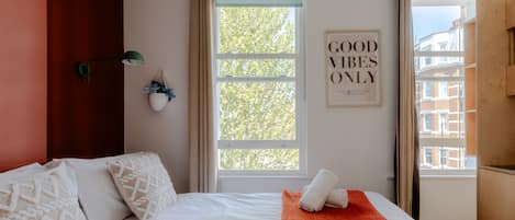 Studio, salle de bains privée | Literie de qualité supérieure, couette en duvet d'oie