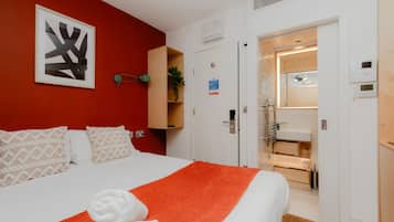 Basic Studio, Private Bathroom | Premium bedding, down comforters, memory foam beds, desk