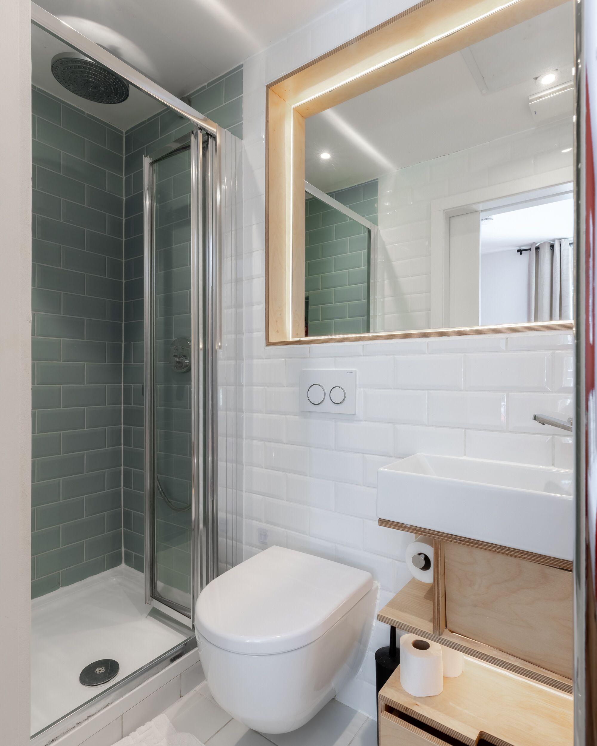 Shower, rainfall showerhead, hair dryer, towels