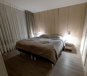 2 chambres, fer et planche à repasser, Wi-Fi, literie fournie