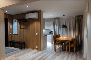 Dining - Royal Roi Apartments (Rovaniemi)