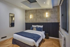 Imagen sin descripción, 3 de 7, botón