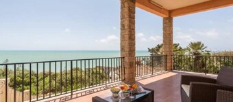 VILLA SUL MARE ROSSELLA