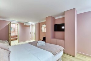 5 soverom, strykejern/-brett, wi-fi (inkludert) og sengetøy