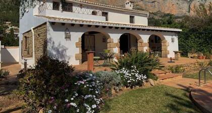 Charming 6 person finca with private pool