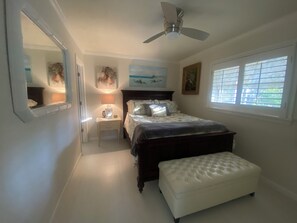 1 soverom, skrivebord, strykejern/-brett og wi-fi (inkludert)