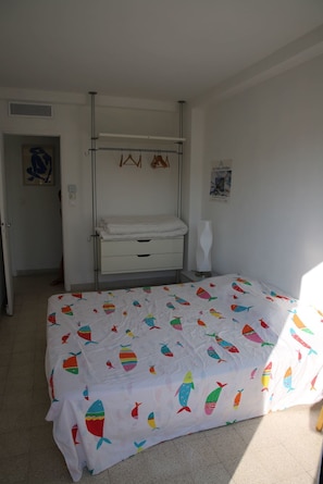 2 camere, ferro/asse da stiro, Wi-Fi, lenzuola