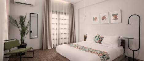 1 bedroom, desk, iron/ironing board, free WiFi