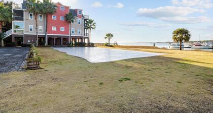 Regatta Inn, The Coral Reef Room - Relaxing B&B on Folly