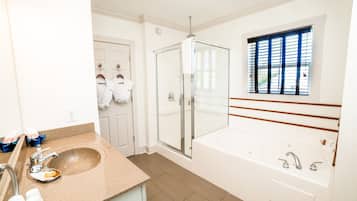 Jetted tub, towels
