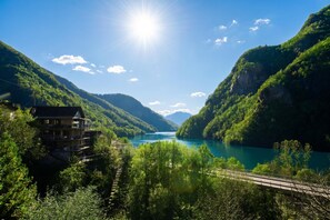 Familienchalet, Mehrere Schlafzimmer, Bergseite (Casa Carla 1) | Außenbereich