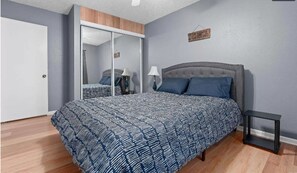 3 Schlafzimmer, Bügeleisen/Bügelbrett, WLAN, Bettwäsche