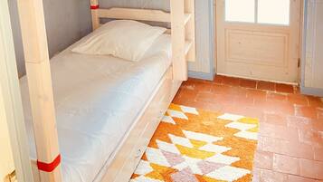 2 chambres, lit parapluie, Wi-Fi gratuit, draps fournis