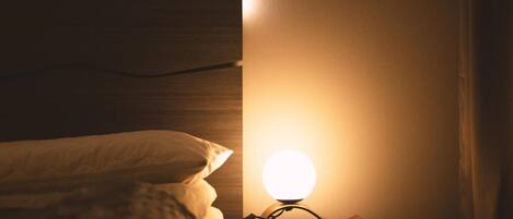 2 多间卧室、熨斗/熨衣板、WiFi、床单