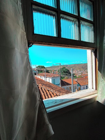 Standard Suite | 1 bedroom, minibar, blackout drapes, free WiFi