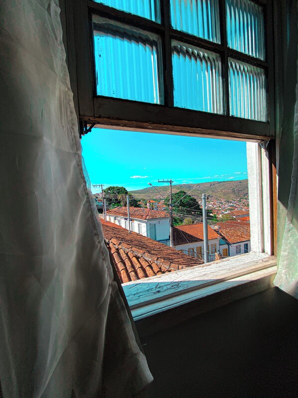 Standard Suite | 1 bedroom, minibar, blackout drapes, free WiFi