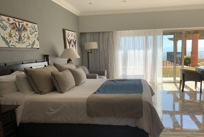 3 slaapkamers, een strijkplank/strijkijzer, wifi, beddengoed