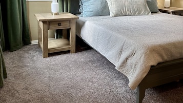 3 bedrooms, iron/ironing board, free WiFi, bed sheets