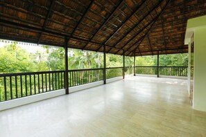 Terrace/patio - Once Upon The River (Aluva)
