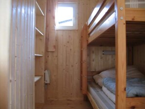 2 bedrooms, bed sheets