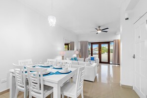 Dining - Aruba Breeze 4 (Oranjestad)