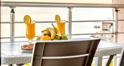 Sophie Apartment , City Center , Beachfront