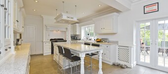 Amazing 100 Year old Church Rectory