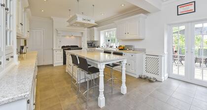 Amazing 100 Year old Church Rectory