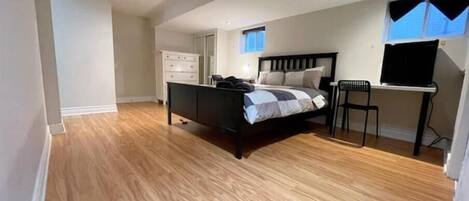 6 bedrooms, WiFi