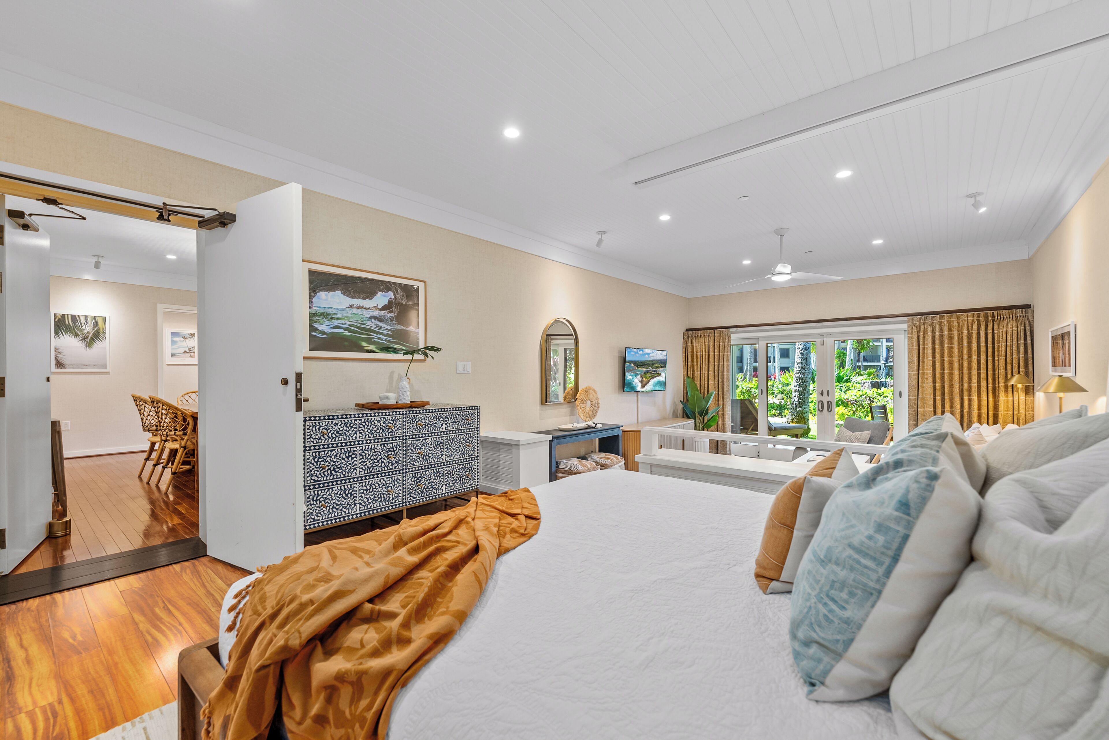 4 chambres, fer et planche à repasser, Wi-Fi, draps fournis