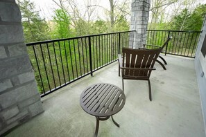 Property grounds - Vibrant 2BR Condo at Great Rock: Relax & Enjoy (Branson)