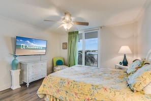 2 bedrooms, iron/ironing board, bed sheets - Compass Point 108 (Gulf Shores)