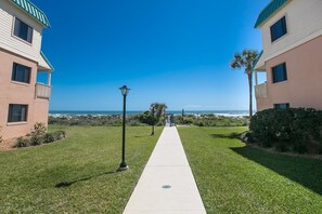 Appart'hôtel, 1 grand lit (SEA -415 2BR Ocean View Pool Free Tix) | Enceinte de l’hébergement