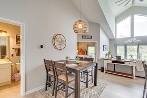 Dining - 4 Mi to Dtwn: Gem w/ Lake Access in Camdenton (Camdenton)
