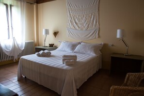 1 soverom, reiseseng for barn og wi-fi (inkludert)