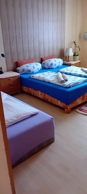 Coffres-forts dans les chambres, bureau, Wi-Fi gratuit
