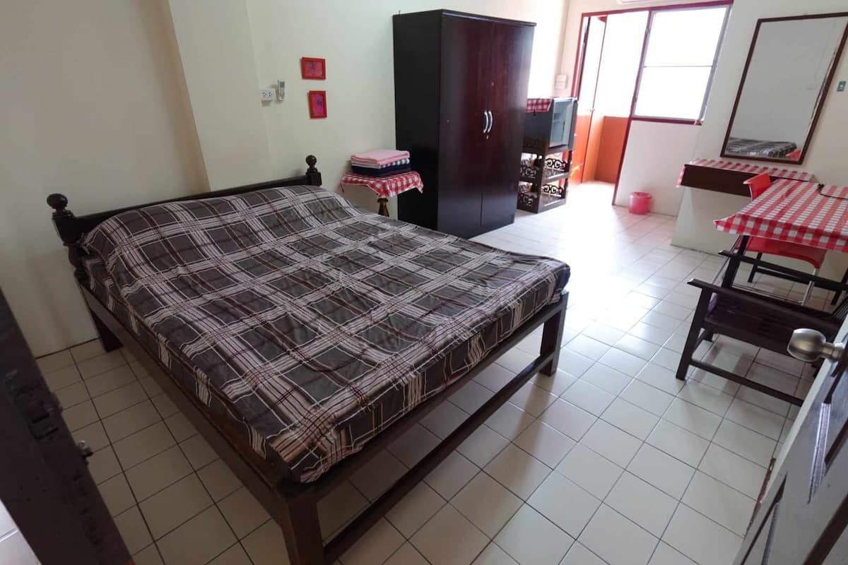 1 habitación, wifi gratis y ropa de cama