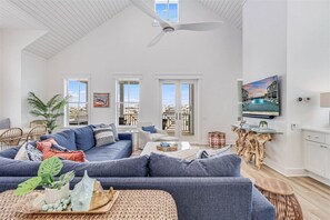 House (4 Bedrooms) | Interior - Palm Palace 209 STA (Port Aransas)