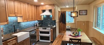 Oz Lodge: Tiehacker Chalet.