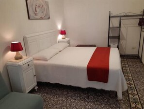 1 quarto, Wi-Fi, roupa de cama