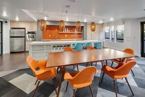 Dining - Luxury Beverly Hills Hollywood Oasis (Beverly Hills)